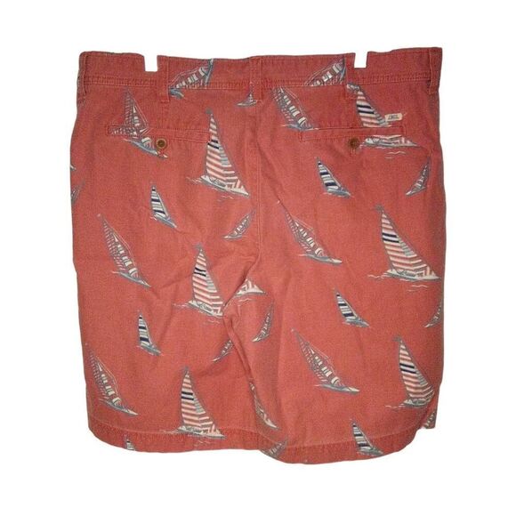 Izod Saltwater Men's Shorts - Picture 1 of 6